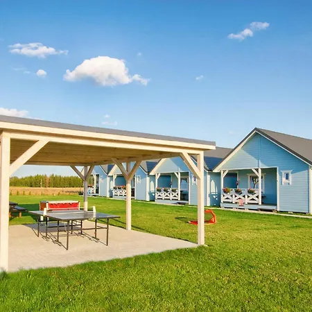 2 Bedroom Front In *